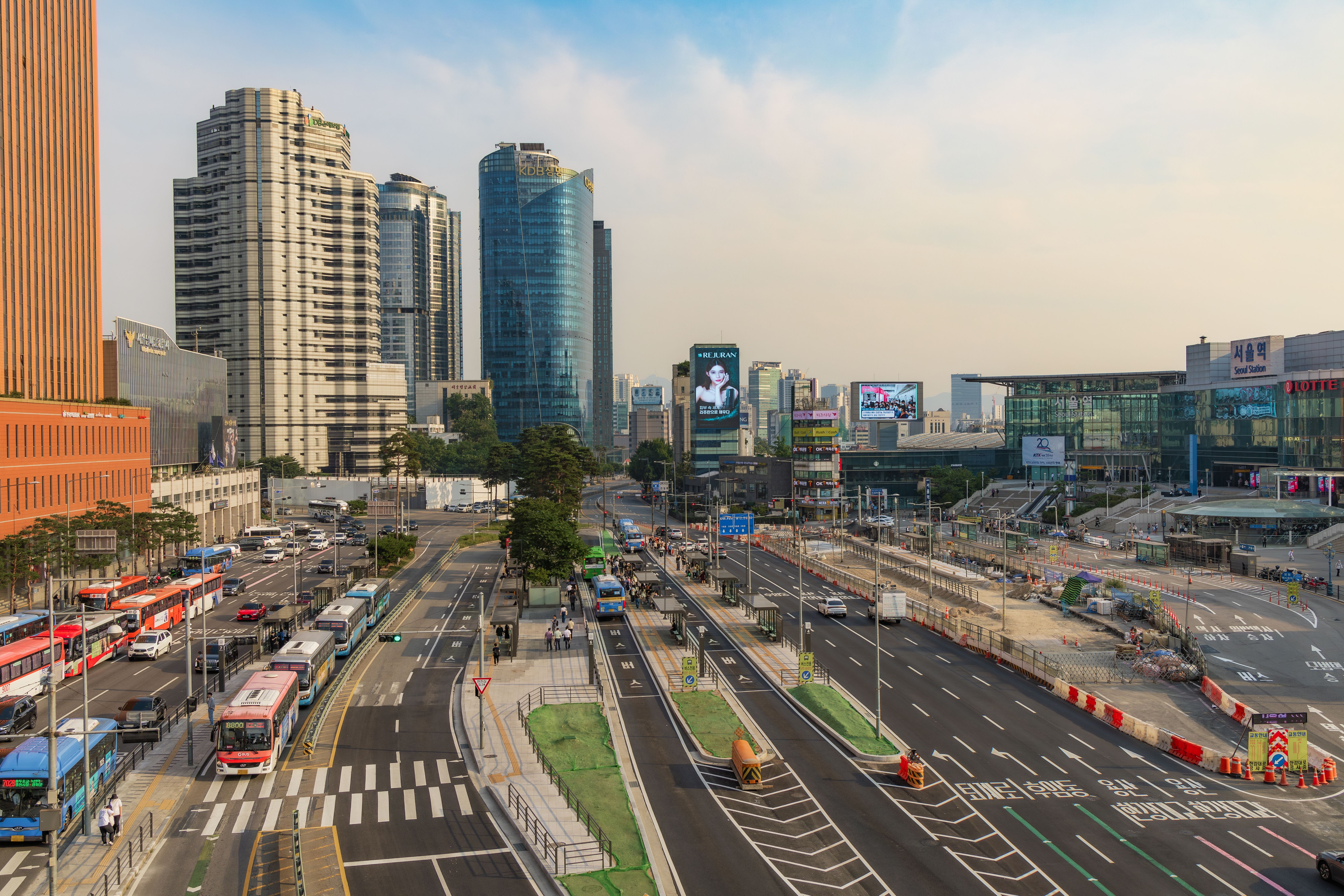 Seoul Station and surrounding cityscape in Seoul