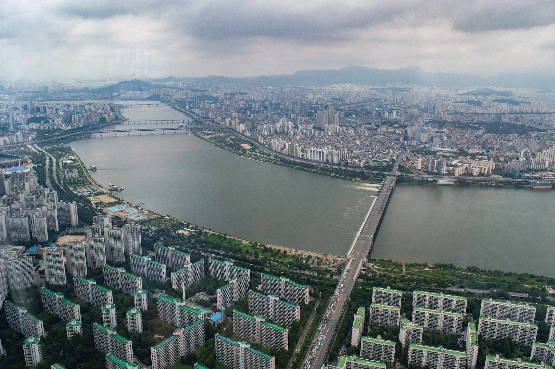 Han River and eastern Seoul viewed from Lotte World Tower